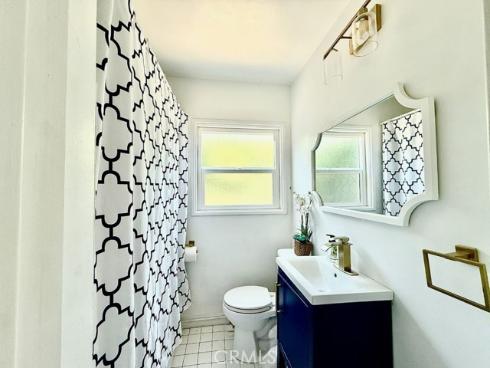 2209  Grovemont  , Santa Ana, CA