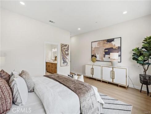 12621 Singing Wood Drive, Santa Ana, CA