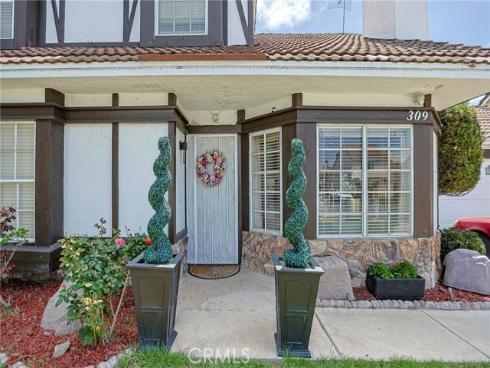 309 Burlington , Santa Ana, CA