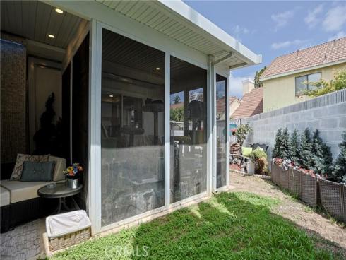 309 Burlington , Santa Ana, CA