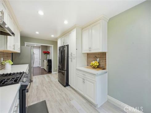 1306 E 14th Street , Santa Ana, CA