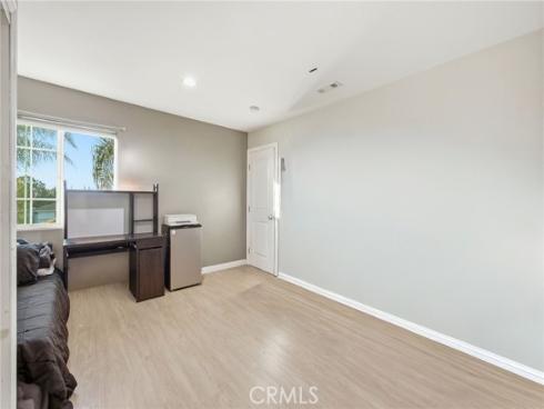 1306 E 14th Street , Santa Ana, CA