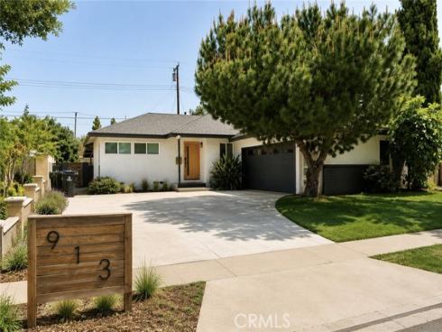 913 E Myrtle St  , Santa Ana, CA