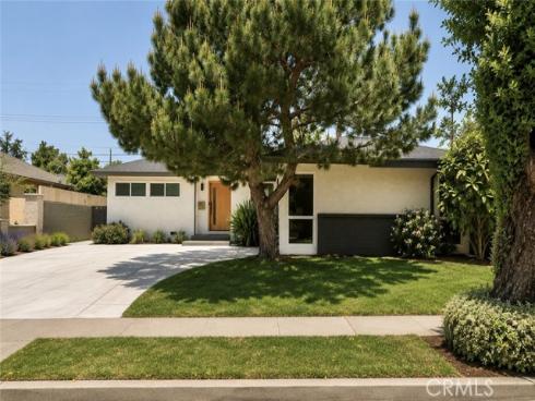 913 E Myrtle St  , Santa Ana, CA