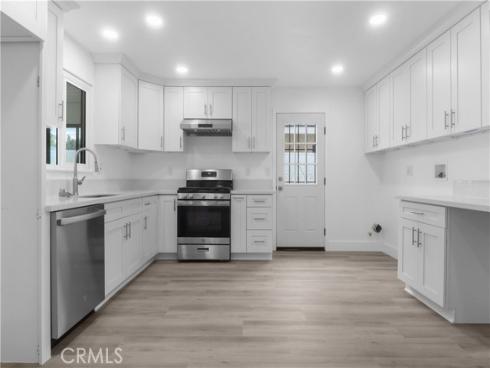 2041 S Pacific  , Santa Ana, CA