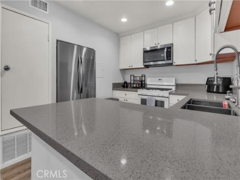 1086  Cabrillo Park Dr #d  , Santa Ana, CA