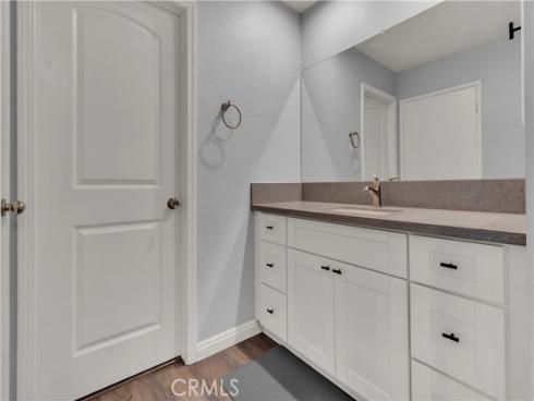 1086  Cabrillo Park Dr #d  , Santa Ana, CA
