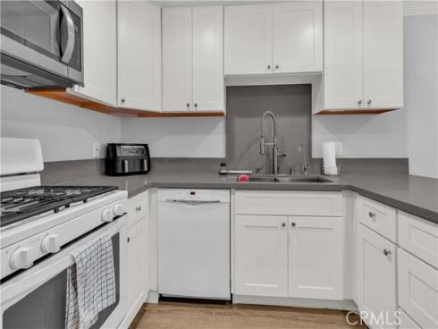 1086  Cabrillo Park Dr #d  , Santa Ana, CA