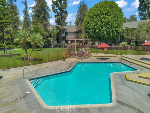 1086  Cabrillo Park Dr #d  , Santa Ana, CA