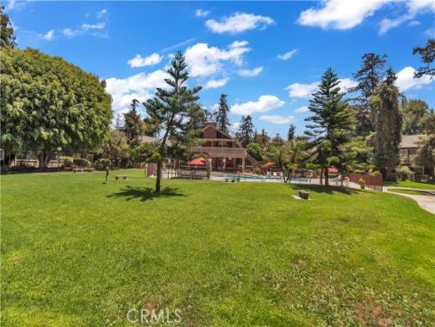 1086  Cabrillo Park Dr #d  , Santa Ana, CA