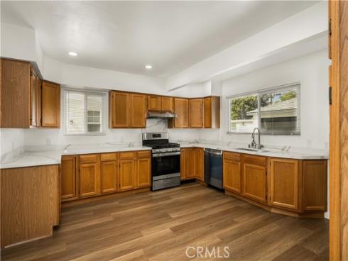 1615 S Van Ness , Santa Ana, CA