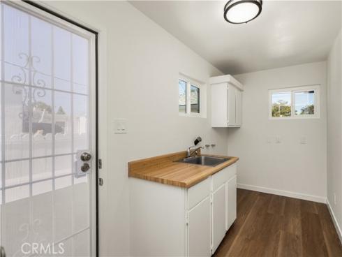 1615 S Van Ness , Santa Ana, CA