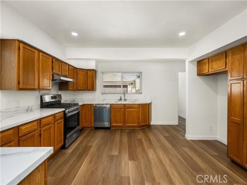 1615 S Van Ness , Santa Ana, CA