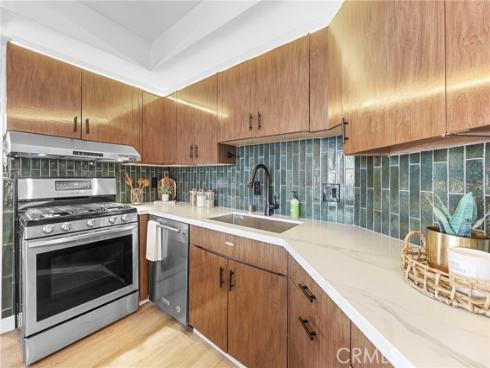 1323 N Spurgeon 2 , Santa Ana, CA
