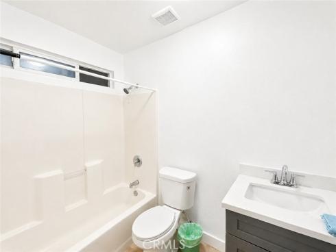 210 S Raitt , Santa Ana, CA