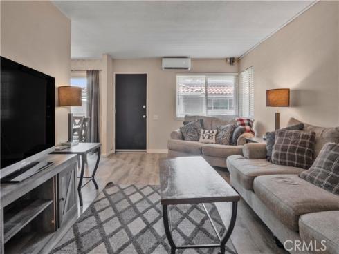 2423 Deodar , Santa Ana, CA