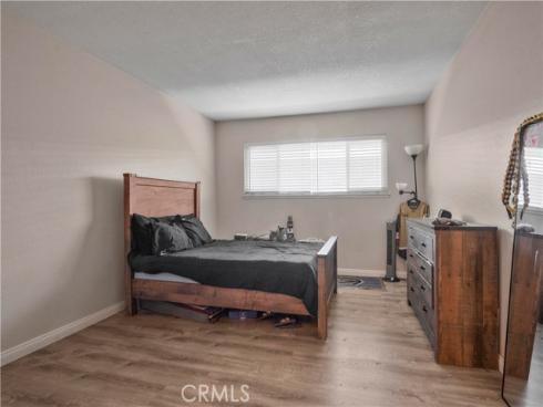 2423 Deodar , Santa Ana, CA