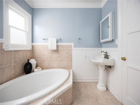 1026 W 19th Street, Santa Ana, CA