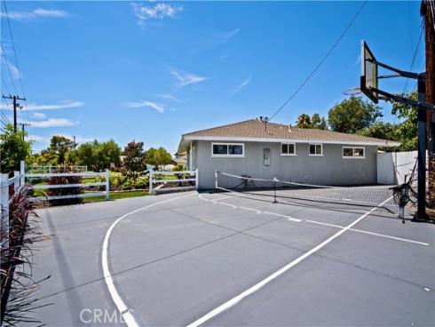 18211  Fairhaven  , Santa Ana, CA