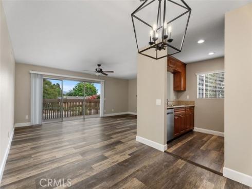 1090 Cabrillo Park , Santa Ana, CA