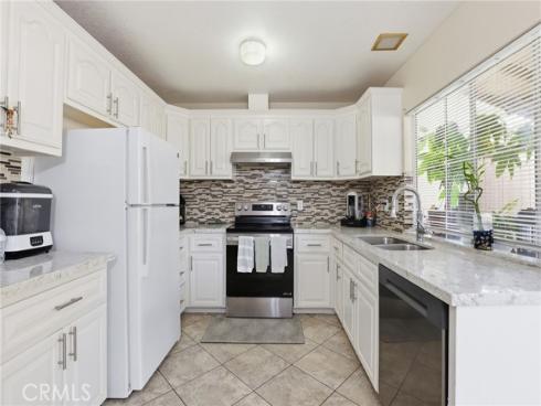 2971  Bradford  D , Santa Ana, CA
