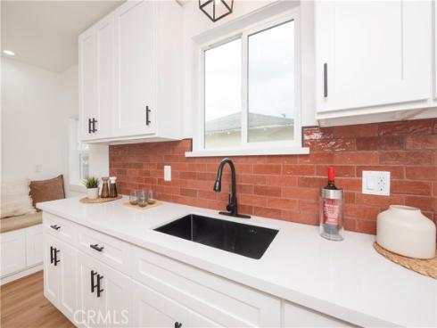 1122 Kilson , Santa Ana, CA