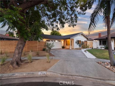 2101 N Hathaway , Santa Ana, CA