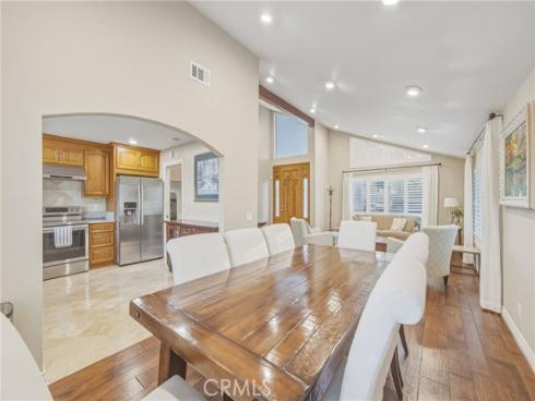 2909 S Diamond   Street, Santa Ana, CA