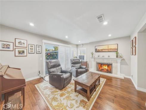 2909 S Diamond   Street, Santa Ana, CA