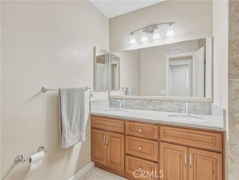 2909 S Diamond   Street, Santa Ana, CA