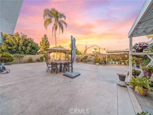 2909 S Diamond   Street, Santa Ana, CA
