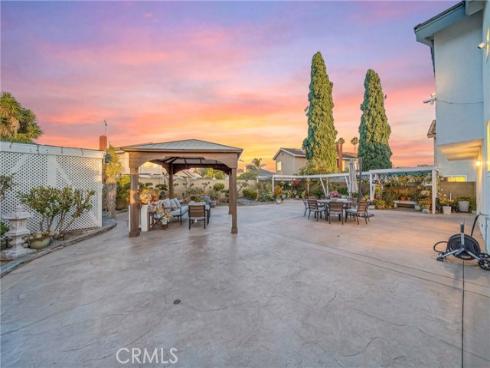 2909 S Diamond   Street, Santa Ana, CA