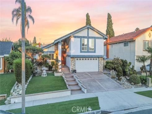 2909 S Diamond   Street, Santa Ana, CA