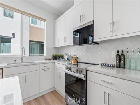 633  S Lyon St  , Santa Ana, CA