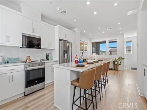 633  S Lyon St  , Santa Ana, CA