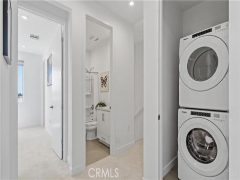 633  S Lyon St  , Santa Ana, CA