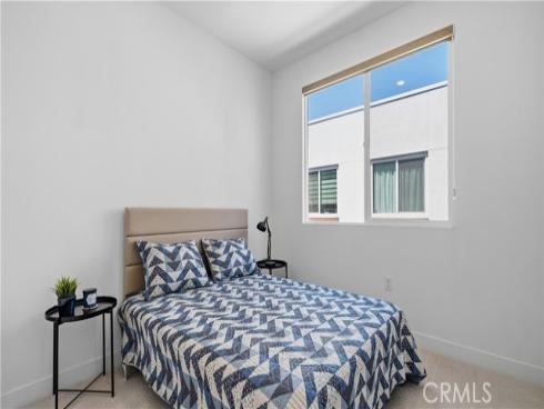 633  S Lyon St  , Santa Ana, CA