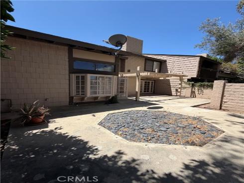 2624 N Tustin  D  Avenue, Santa Ana, CA