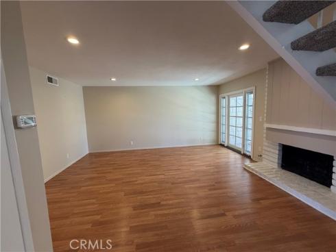 2624 N Tustin  D  Avenue, Santa Ana, CA