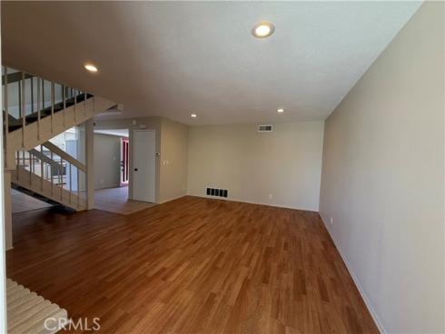 2624 N Tustin  D  Avenue, Santa Ana, CA