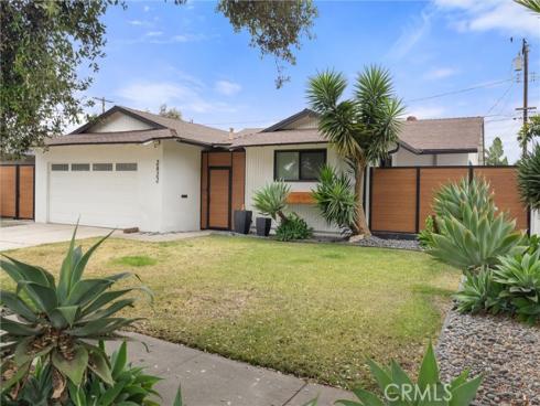 2422 S Salta Street, Santa Ana, CA