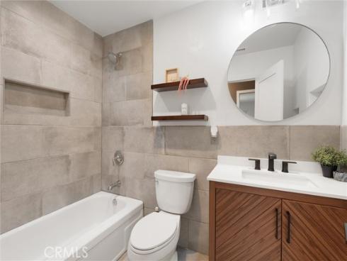 2422 S Salta Street, Santa Ana, CA