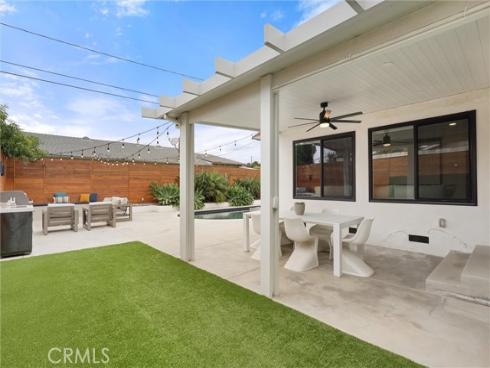 2422 S Salta Street, Santa Ana, CA