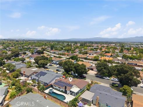 2422 S Salta Street, Santa Ana, CA