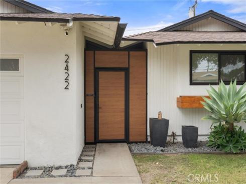 2422 S Salta Street, Santa Ana, CA