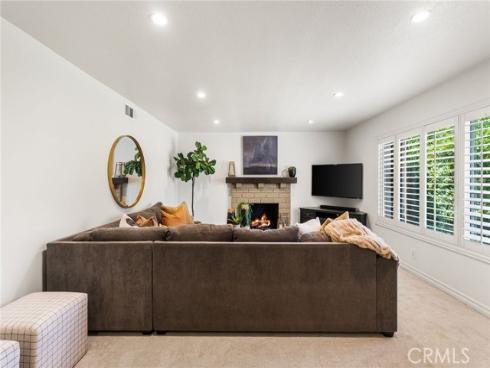 2118  Peachwood   Lane, Santa Ana, CA