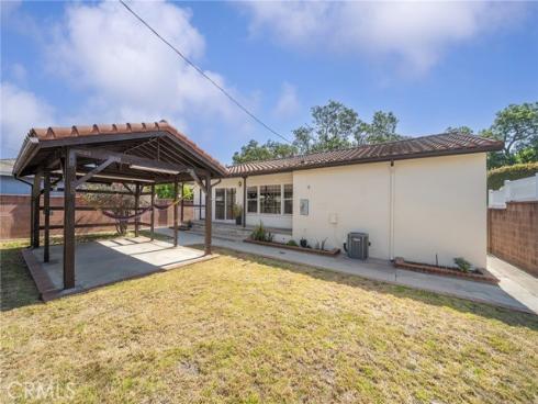 1610 N Linwood , Santa Ana, CA
