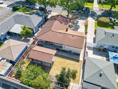1610 N Linwood , Santa Ana, CA