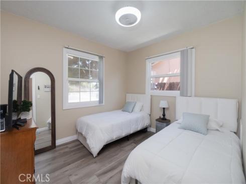 2501 Deodar , Santa Ana, CA