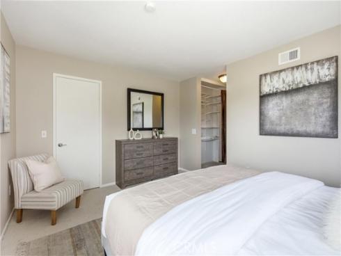 2515 S. Laurelwood , Santa Ana, CA